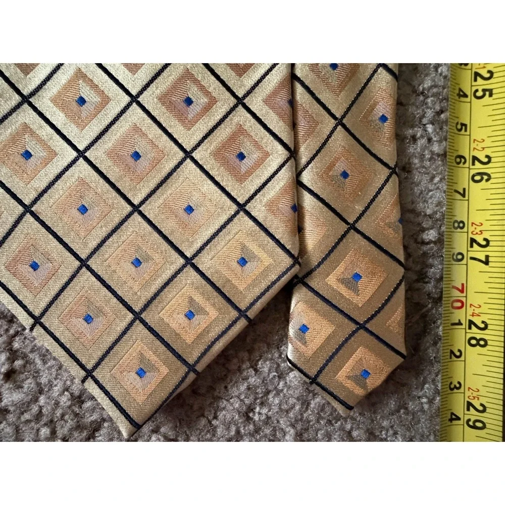 Botany 500 Men's Neckwear Tie Gold Black Blue Diamond 100% Silk JBHS